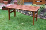 [Obrázek: Zahradní dřevěný stůl TIRI